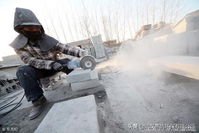 改善车间环境 善洁扫地车让工人自由呼吸
