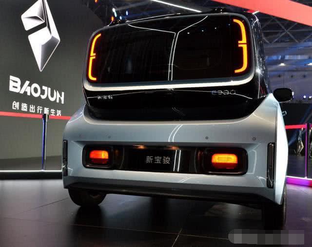 即将上市的“代步精灵”，隐藏门把手，续航305Km，关键造型科幻