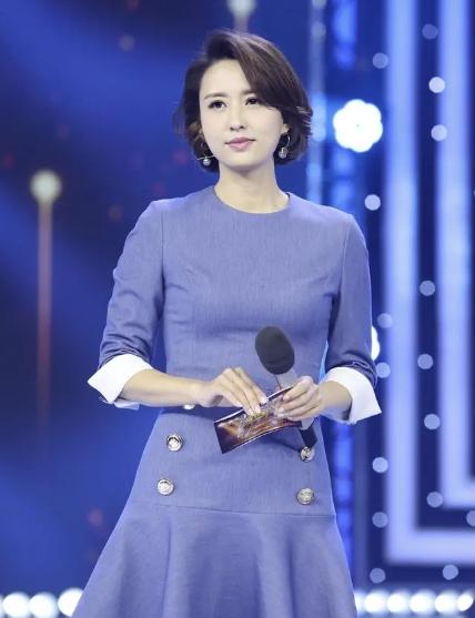 央视主持人张蕾这么很优秀，为什么却愿意嫁给一个五十多岁的呢？