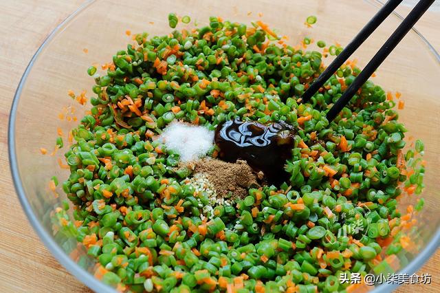 夏天，豆角学会这样做，无油无水，我家一周吃4次，比吃肉还香