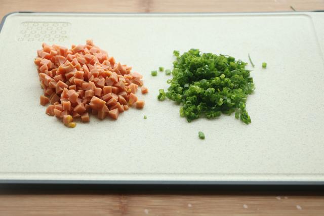 早餐别吃油条，赶紧试试这个，无油无水，葱香十足，吃一次就上瘾