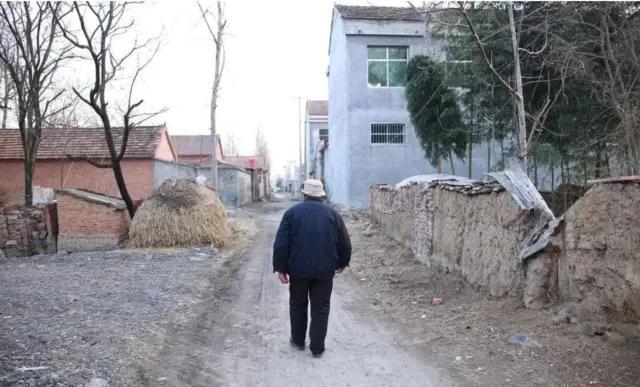 老一辈人说的“老泄残精，人穷寿尽”，今天终