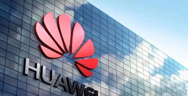 究竟谁封锁谁？日本人拆开华为最新款手机，发