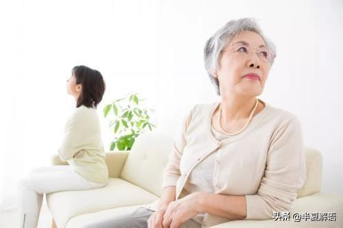68歲婆婆心酸：沒給兒媳彩禮和坐月子，兒媳不養老，兒子不來往