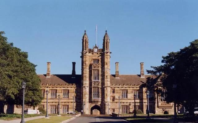 哈佛，一场中国人20年的春梦