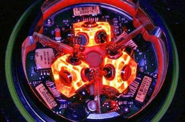 陀螺中的“战斗螺”：航母上的陀螺有多难造？