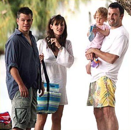 从穷小子一起熬到百亿巨星，官宣40年，连妻子都酸：你们俩过得了