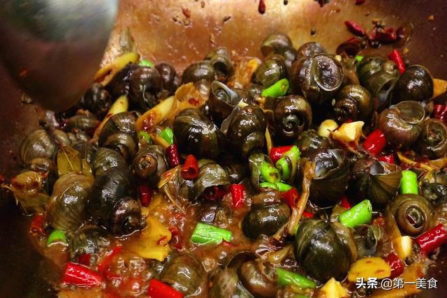 �㳴��������������������ζ�����շ�����1�У����ⱥ��һ������