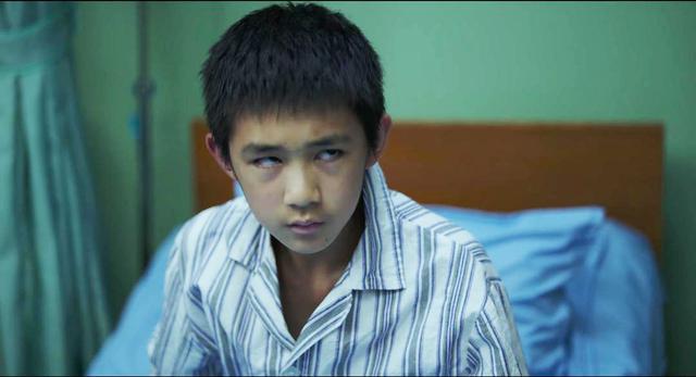 《隐秘的角落》被过度解读，心中有爱看到希望