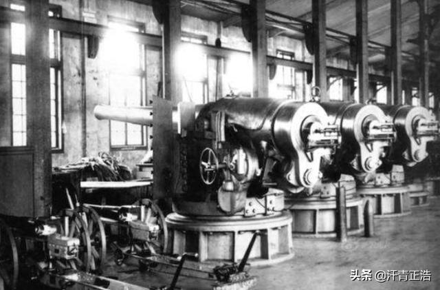 1888年清廷就能仿制马克沁机枪，李鸿章采办时，