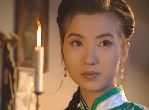 当年大火的万人迷陈好，为爱隐退娱乐圈，如今