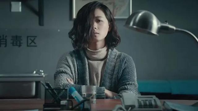 万茜火的也太莫名其妙了？