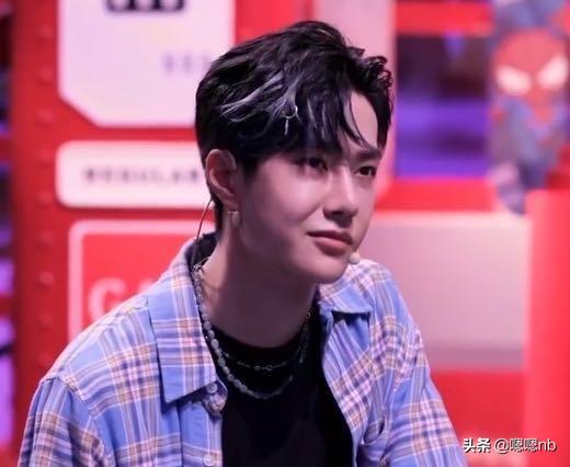 街舞：王一博和队员现场聊不停，忍不住直接跳