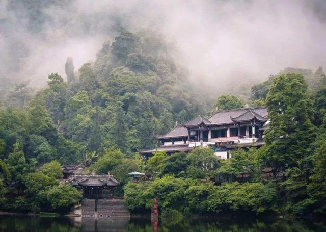 我国5大知名避暑胜地，享受25℃的夏天，每一处的景色都不容错过