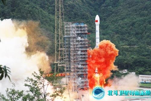 美国欧盟齐打压都按不住！中国最强太空工程突破重围创造历史