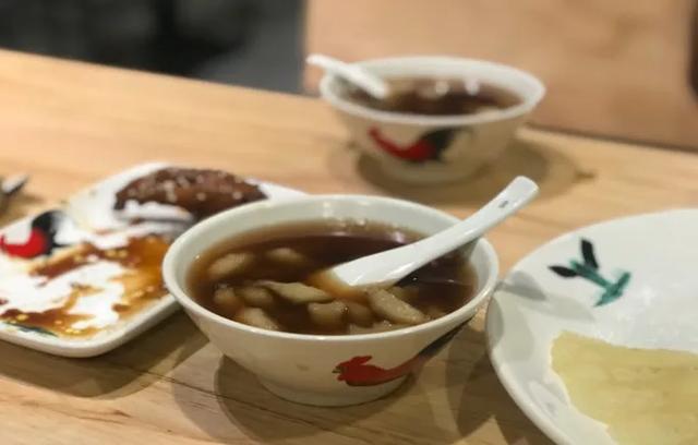 海口这条街，绝对满足了你对美食的所有幻想！