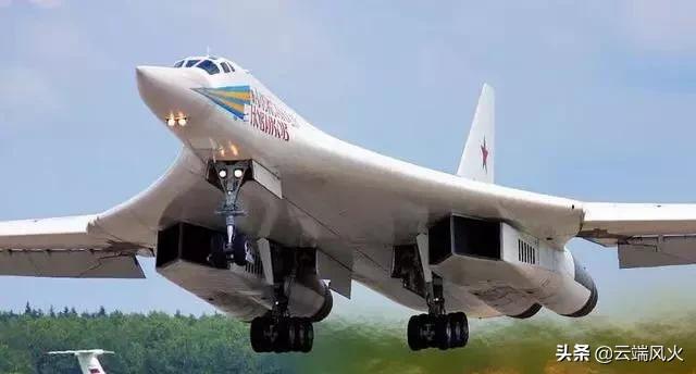 不老的“白天鹅”：俄罗斯图-160轰炸机的研发、