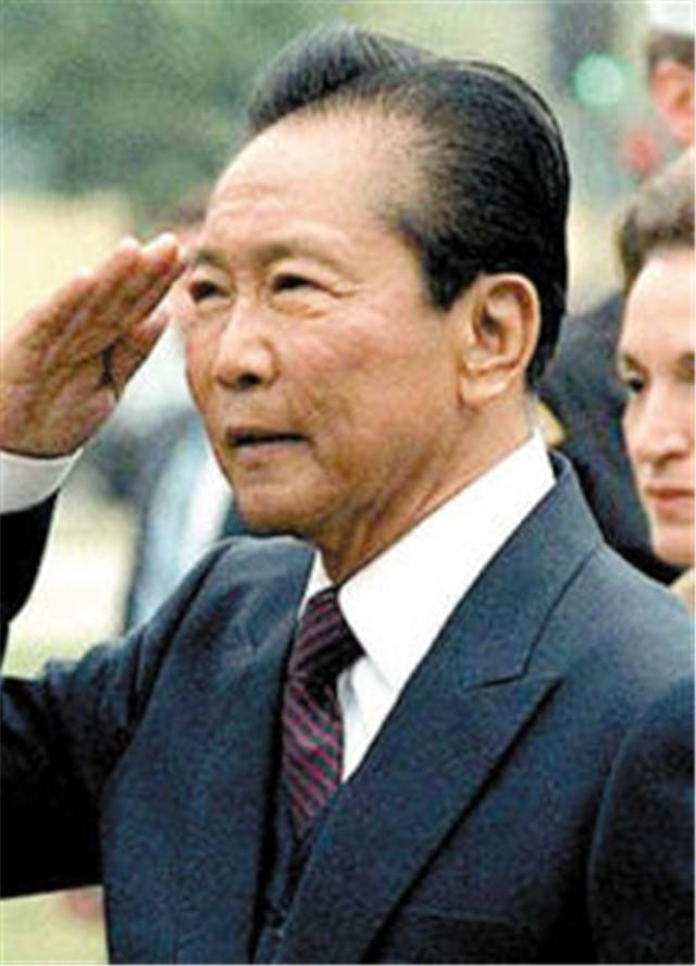 世界级大贪官：官位做到一国总统，却私吞数吨