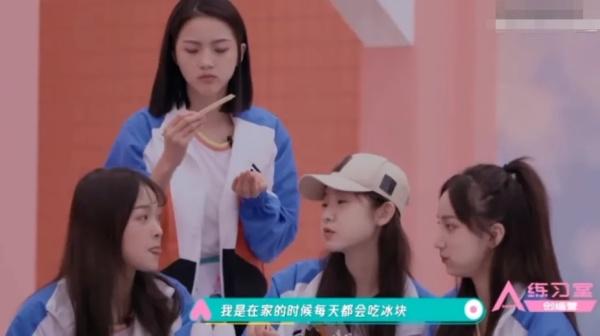 张艺凡再因撒谎翻车，单纯人设碎一地，网友质疑：脸不疼吗？