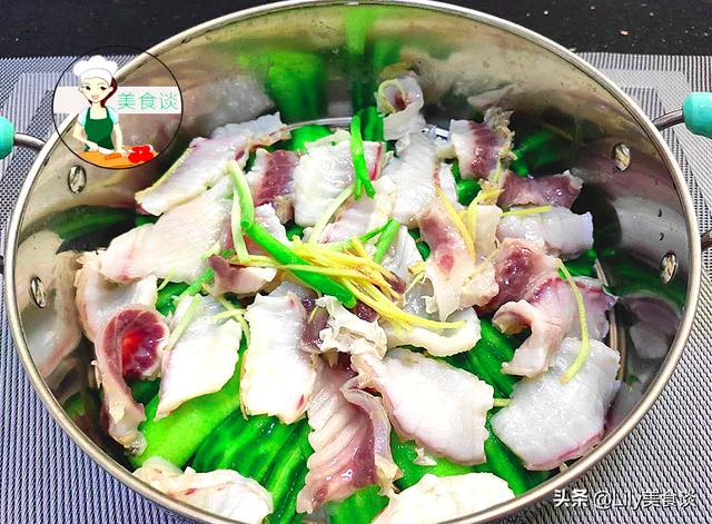 三伏天多吃蒸菜，这菜蒸一蒸，3分钟上桌，低脂营养高，清爽解暑