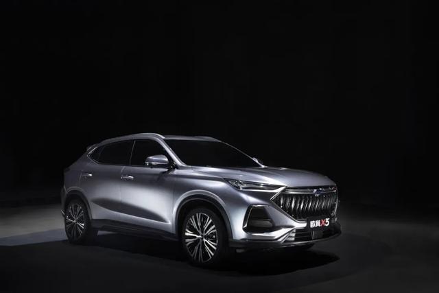 长安欧尚X5，8-12万元的高颜值SUV