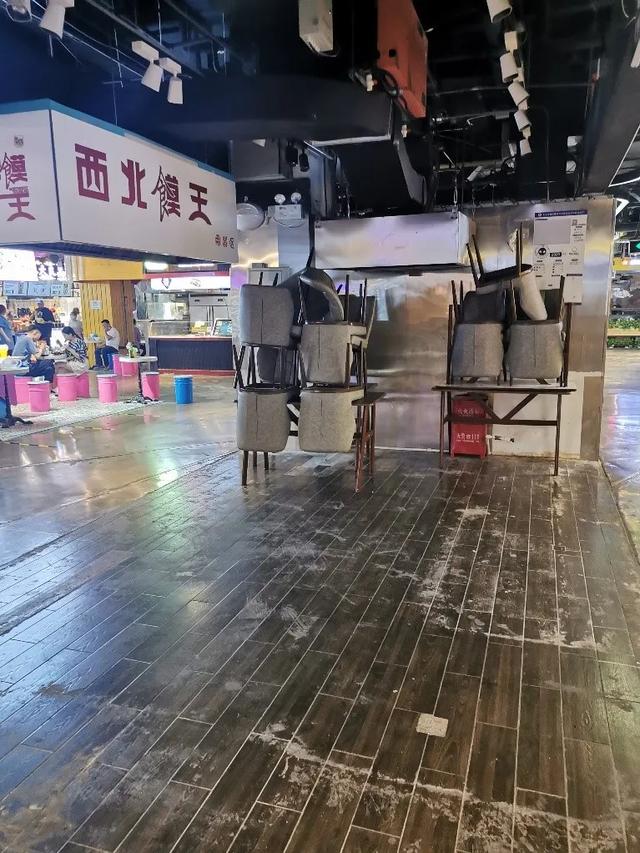 疫情下北京大学周边店铺的生存实况——亏损、