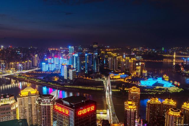 重庆五日旅游攻略？去重庆必干的几件事