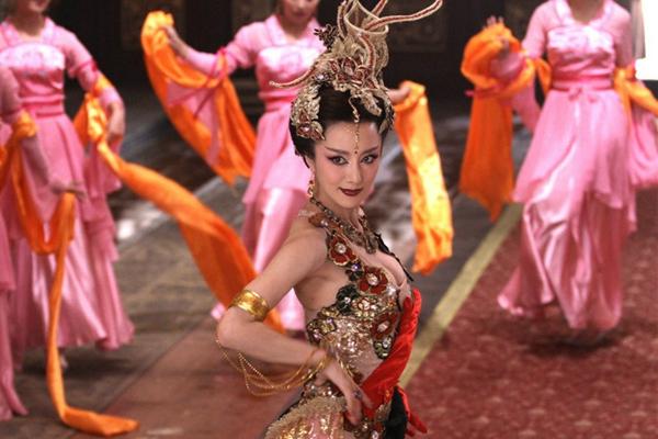 闻太师既然知道妲己是妖，为什么不亲自下手，除掉妲己呢？