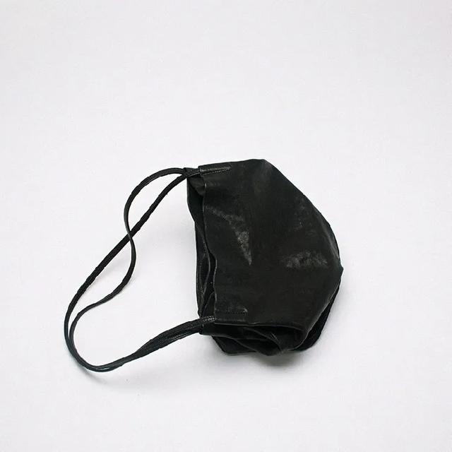 实用又好看的千元通勤包，这几款包包你要知道