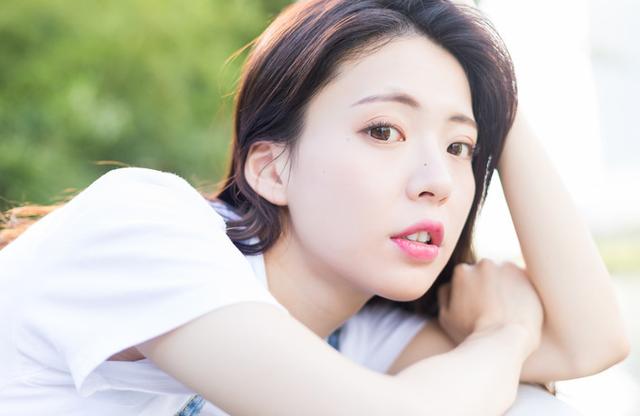 “好色”的男人，身上有这4个坏习惯，聪明女人