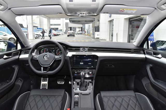 大众轿车中的“省油王”，7.7s破百，扭矩400N.m，市区油耗仅5.4L