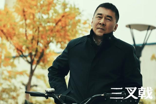 《三叉戟》出现4大漏洞，郭局脑回路清奇，黄有