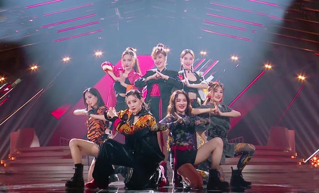 16档综艺刷脸未翻红，给个舞台就炸裂，李斯丹妮从小透明变成王者