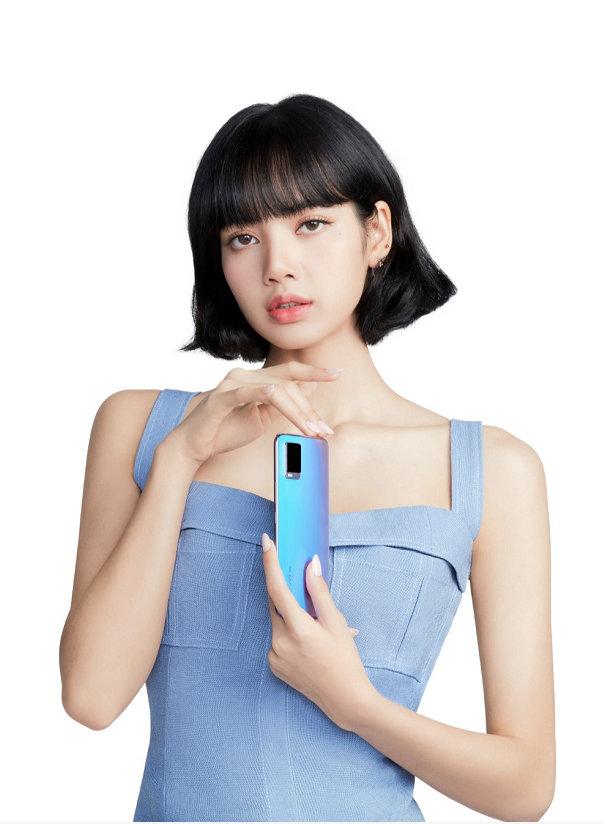 刘昊然和LISA共同代言 vivo S7正式发布