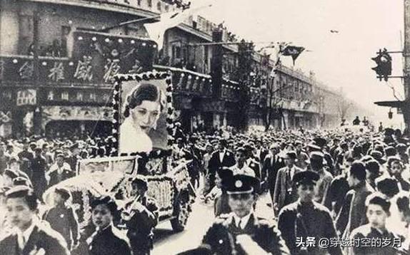 问苍天，朗朗乾坤下，是谁逼死了“默片皇后”阮玲玉？