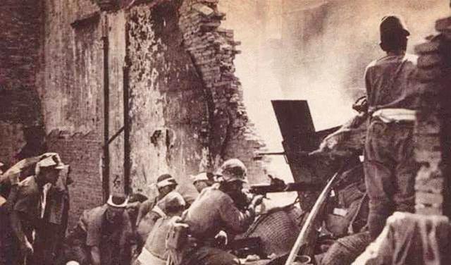 长官令其坚守待援，他最终投降日军，为何还能