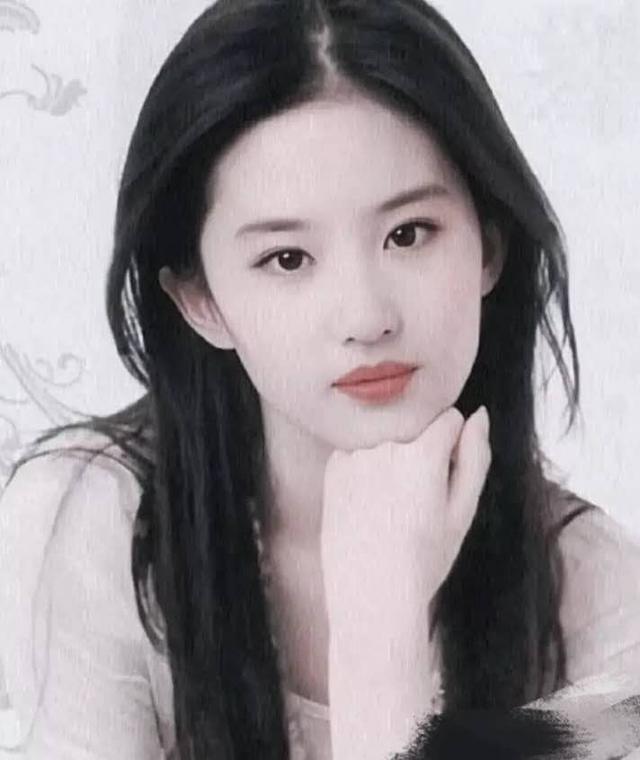 神奇朋友圈！玉漱公主再见神仙姐姐？刘亦菲白冰惊喜同框