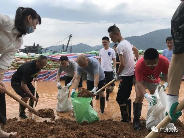 湖北武穴陳海林：洪水襲來，我的父老鄉(xiāng)親在與時(shí)間賽跑