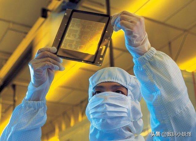 华为又被阴了？台积电英特尔密谋芯片产业转移，川普成幕后推手