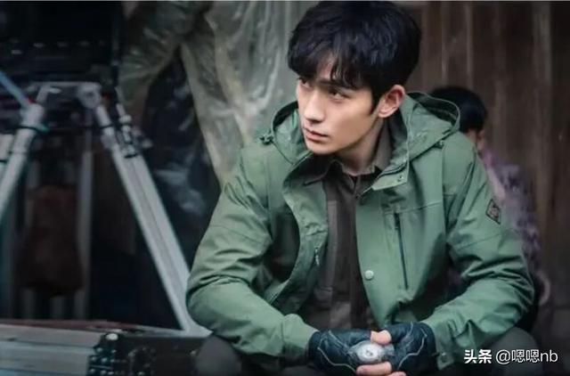 看脸以为很年轻实际年龄却超乎想象,任嘉伦朱一龙上榜,看到吕良伟