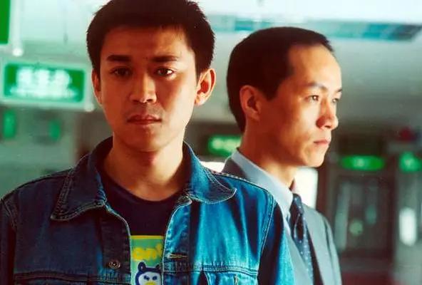 比“容嬷嬷”被人扔鸡蛋还惨，这个男人，因出