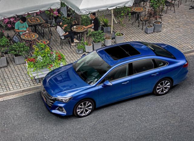 这才是“最亲民”B级车！舒适性媲美雅阁，配真