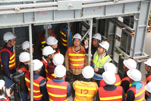 这份提案，杨国强坚持了7年