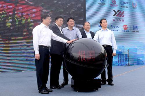 任正非宣布将自研鸿蒙系统对内开发扶持国产厂商！网友：绝对支持