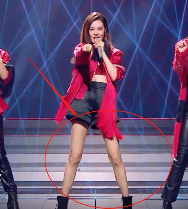 《浪姐》郁可唯跳舞，失去十级精修待遇后，这