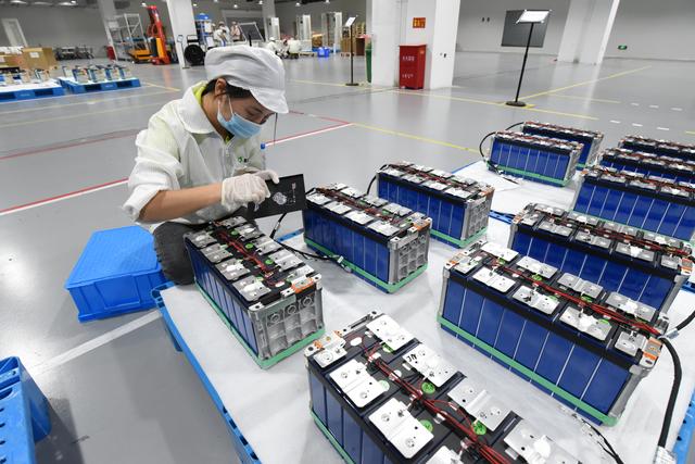 江西上饶：疫情之后 仍产销两旺