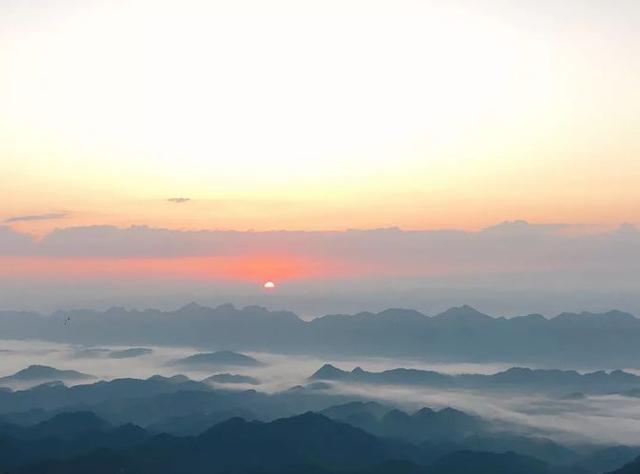 湘西摩旅两日经典路线：酉水风景、观日出雾海、探原始森林