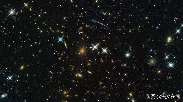 宇宙圆形论冲击科学界？物理学家遭了殃