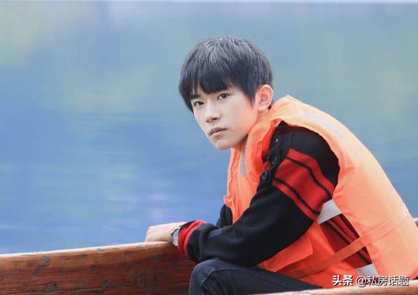 易烊千玺，一个被娱乐圈宠爱的人，你喜欢吗？