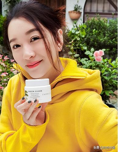 偷偷告诉你李小冉肌肤美白的秘密，人人都能拥有牛奶肌